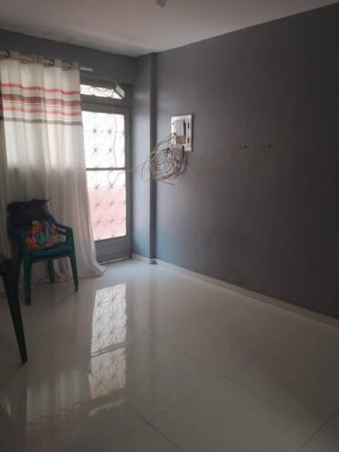 Alugo apto Santo Cristo