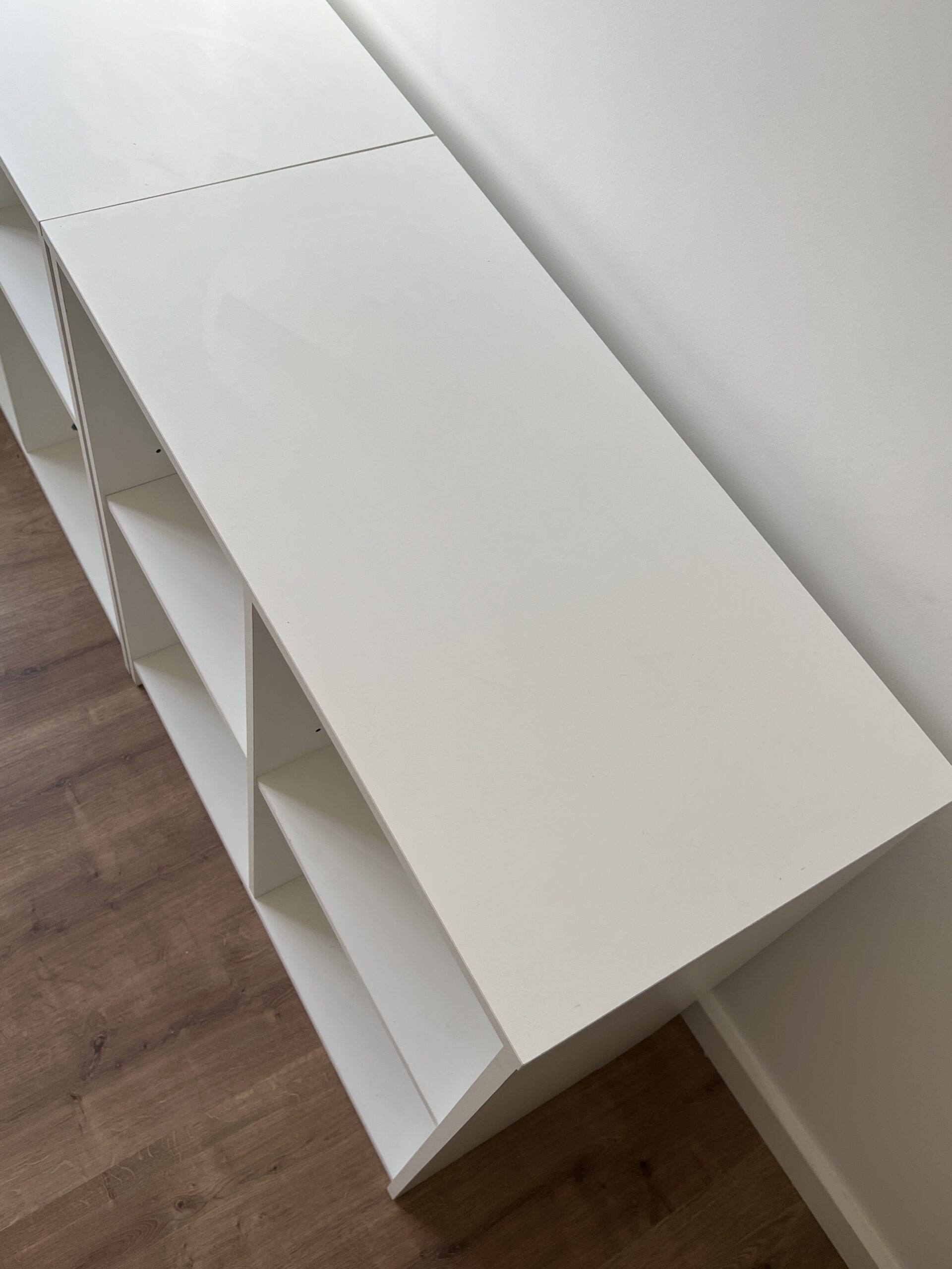 Estante em Madeira com divisórias nichos branca Tok&Stok (Conjunto com 2)