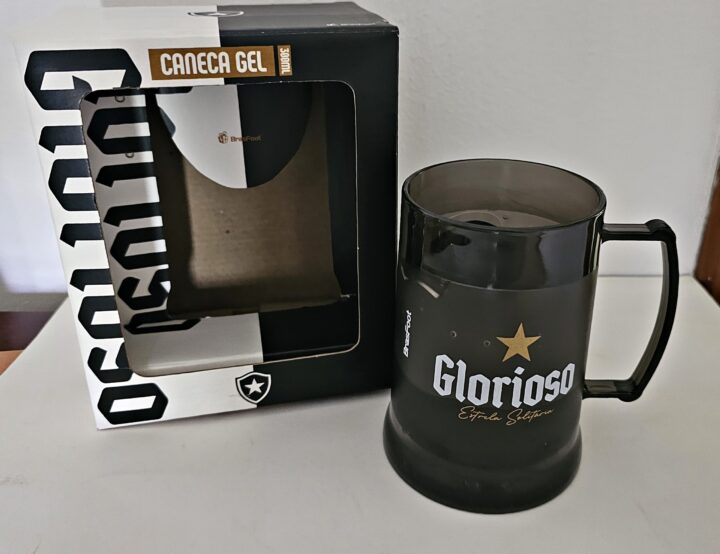 Caneca gel e relógio do Botafogo
