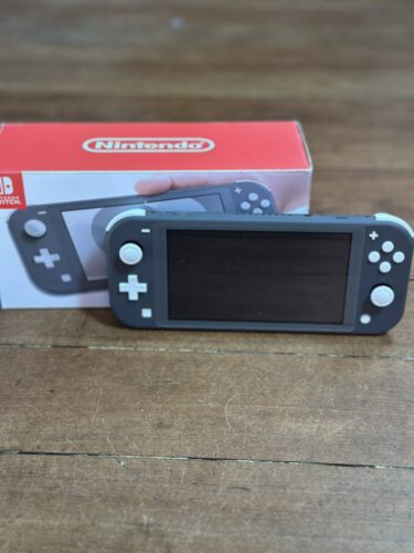 Aceito seu vídeo game como parte do pagamento e aceito cartão