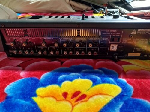 Vendo mesa de edição de vídeo JVC JX-SV5