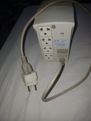 Vendo um estabilizador de voltagem