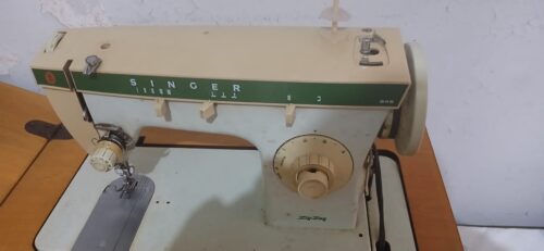 Máquina de costura