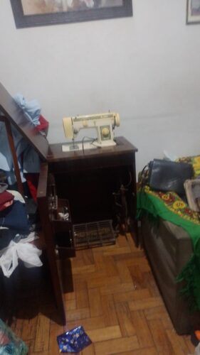 Máquina de costura vendo