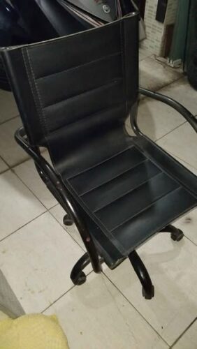 Vendo cadeira de escritório