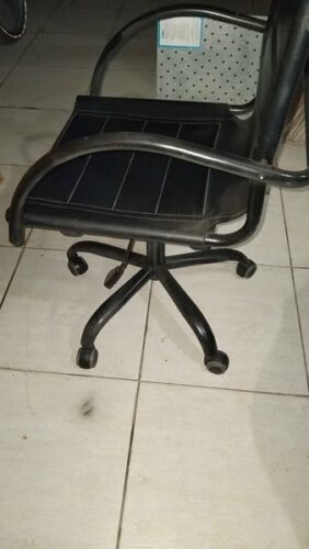 Vendo cadeira de escritório