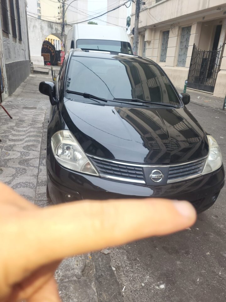Nissan Tiida 1.8 SL