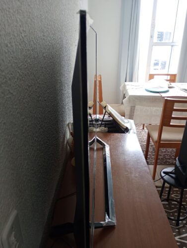 TV smart Sony 48 Bravia nova com defeito