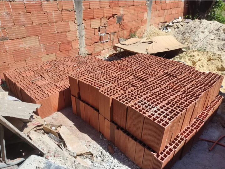 Vendo 358 Tijolos 20×30