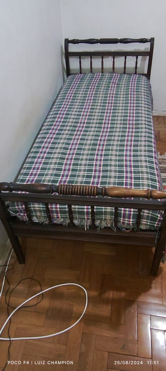 Cama Solteiro Tipo Marquesa