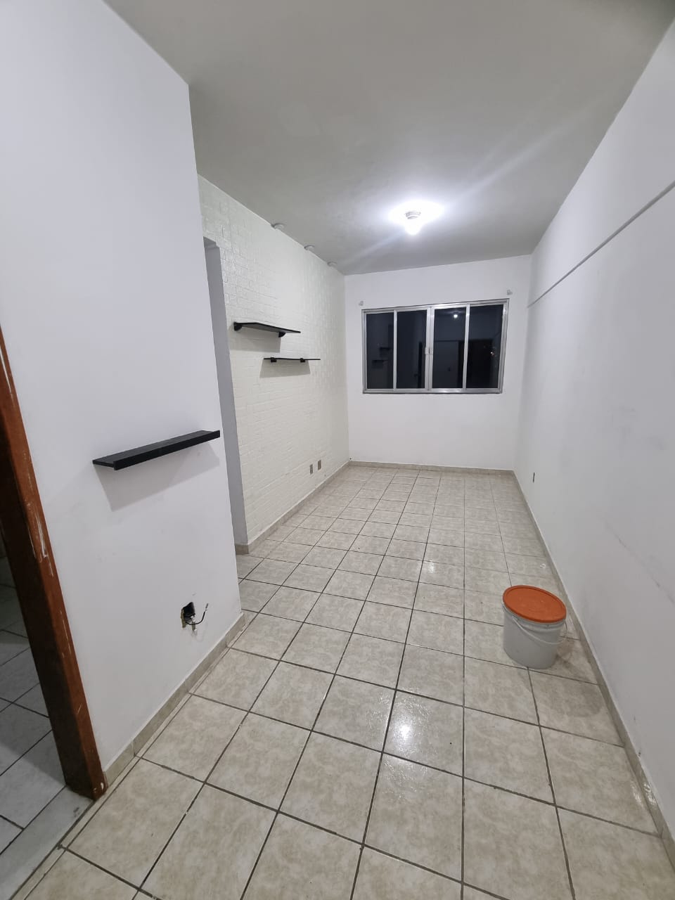 Vendo 42 m² quarto sala