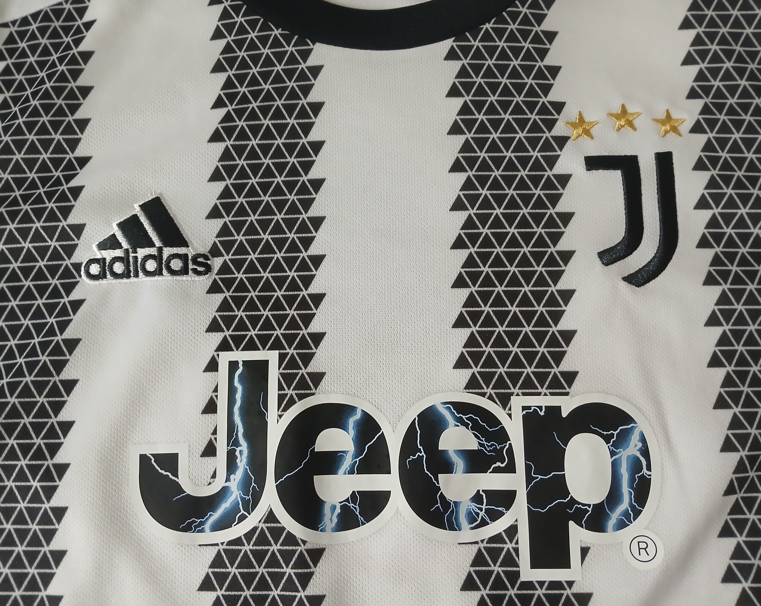 Camisa Oficial Juventus 2022/2023
